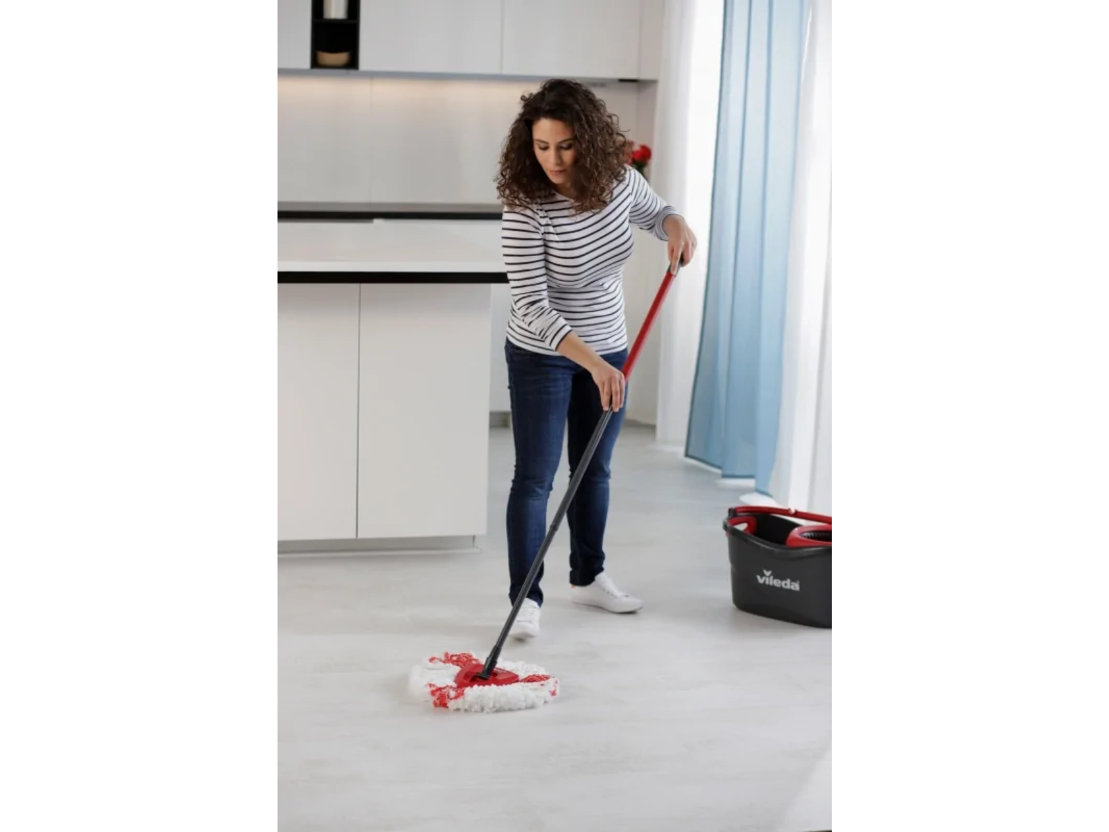 BOX Vileda Mop obrotowy TURBO Easy Wring & Clean 163422